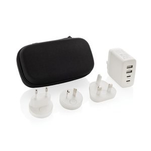 XD Collection P821.02 - TravelCharge Pro RCS rplastisk rejseoplader med USB-C